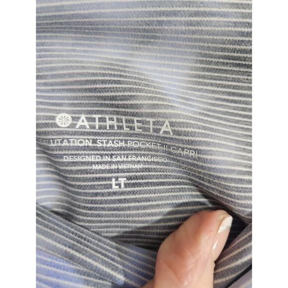 Athleta Salutation Stash Pocket II Textured Capri Size LT Blue/Gray Stripe Yoga - Picture 3 of 6
